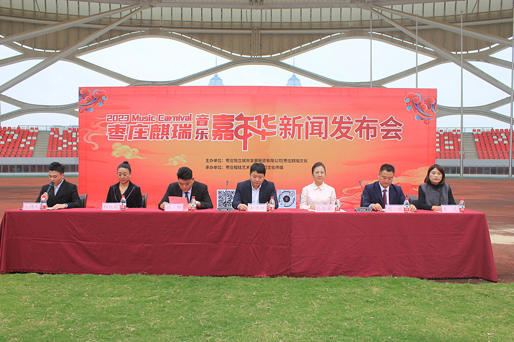 ���l(f��)�������_��11��4�� ���f��ӭ���������������Aʢ���ݳ���